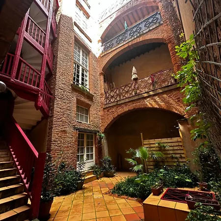 Avec Balcon Centre Historique Proche Place Nationale Apartament
